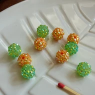 Chambala jellegű gyöngy, 12mm zöld és narancs 5-5db