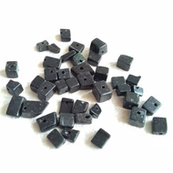 Ásványgyöngy 4-7mm szögletes 10g - ÓNIX