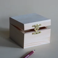 Fa doboz 6*8*8cm