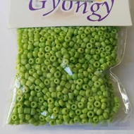 Üveggyöngy kása 20g halványzöld