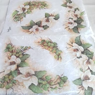 Rizspapír 33*48cm - Egres fehér virággal
