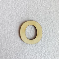 Fa betű 32mm magas 3mm vastag rétegelt lemez - O