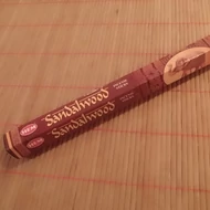 Füstölő 6szög dobozos 20szál - Szantál fa (Sandalwood)