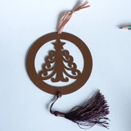 Fém dísz fenyőfa mintával (10cm), bojttal, akasztóval 27cm - BARNA