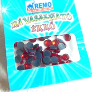Felvasalható ékkő 3mm kb. 70db - PIROS