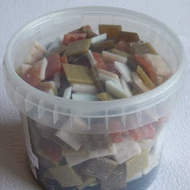 Üvegmozaik 2*2cm 1kg - FEHÉR-BARNA árnyalatok kb.325db