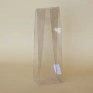 Műanyag csomagolódobozka 4*5*15cm magas (teteje összelapuló)