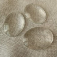 Üveglencse ovál domború 30*40mm