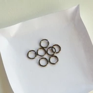 Szerelő karika, 6mm fekete színű 7db/cs.