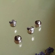 Gyöngykupak harang 4 szirmú 6/5mm nikkel színű 4db/cs