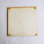 Fa alap, tábla 10*10cm, négy lyukkal, 3mm vastag