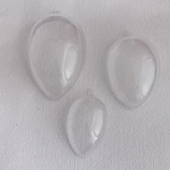 Műanyag tojás félbe vehető 12cm - átlátszó