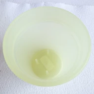 Rögzítőtüskés műa. kaspó 8*8cm