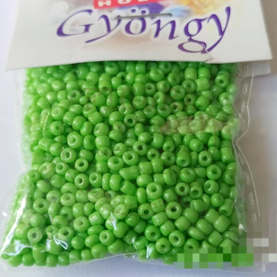 Üveggyöngy kása 20g világoszöld