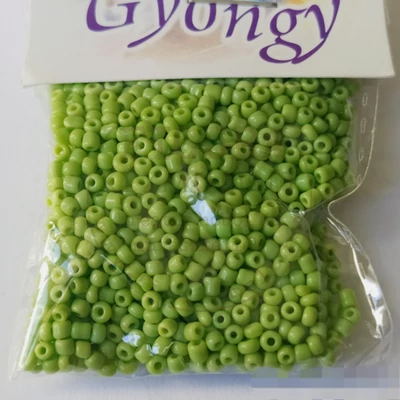 Üveggyöngy kása 20g halványzöld