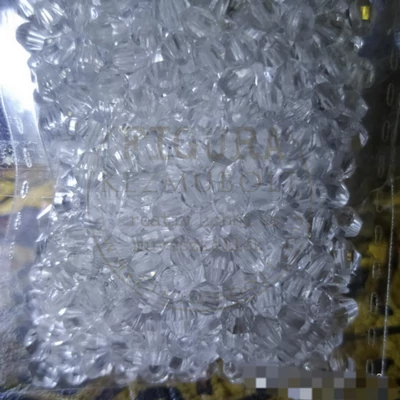 Kristály jellegű akril gyöngy kúpos kb. 10g 3mm színtelen