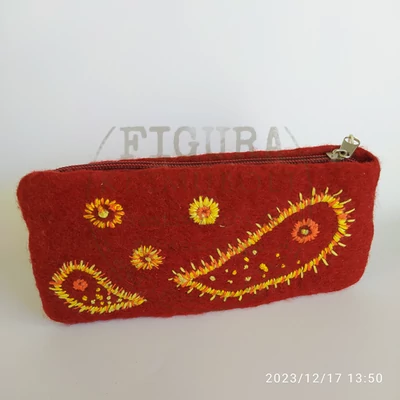 Filc tolltartó varrott mintával 89*19 cm